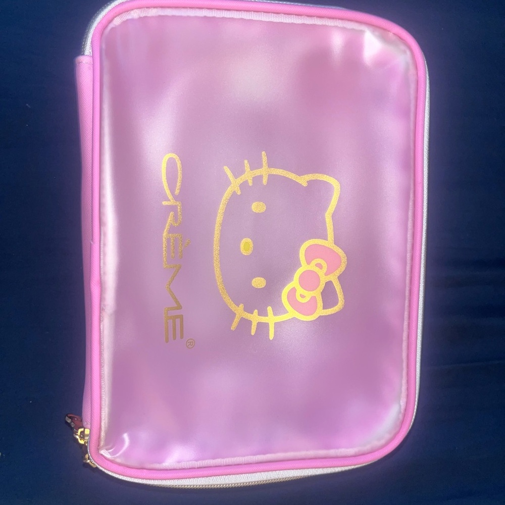 Hello Kitty Make-Up Bag